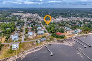 1788 Commander Harvey Ln Ln, Navarre, FL 32566 - Photo 3