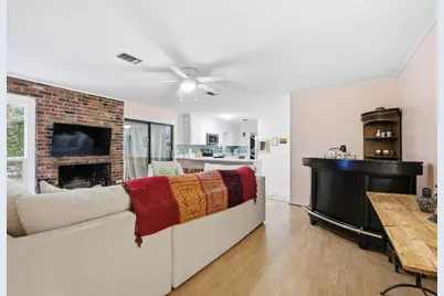 201 S Sunset Boulevard S, Gulf Breeze, FL 32561 - Photo 7