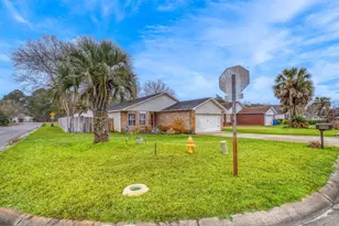 9446 Parker Pl Dr, Navarre, FL 32566 - Photo 39