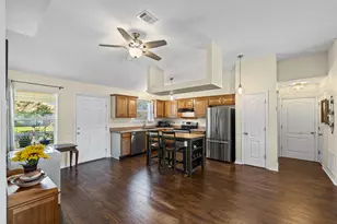 1953 Shadow Lake Dr, Gulf Breeze, FL 32563 - Photo 9