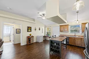 1953 Shadow Lake Dr, Gulf Breeze, FL 32563 - Photo 5