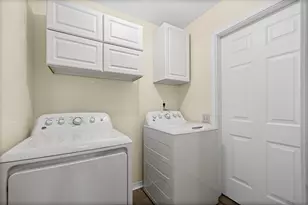 1953 Shadow Lake Dr, Gulf Breeze, FL 32563 - Photo 33