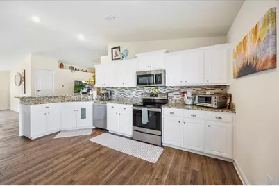 6200 Nanterre Cove, Crestview, FL 32536 - Photo 17