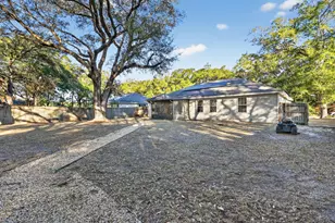 202 Mary Ln, Crestview, FL 32536 - Photo 13