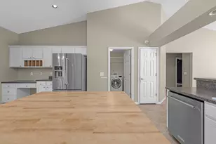 1484 Longbranch Dr, Cantonment, FL 32533 - Photo 11