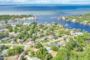 89 W Country Club Dr W, Destin, FL 32541 - Photo 19