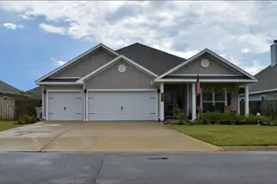 2301 Cloudberry Dr, Gulf Breeze, FL 32563 - Photo 1