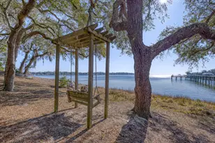 1157 N Bayshore Dr N, Valparaiso, FL 32580 - Photo 65