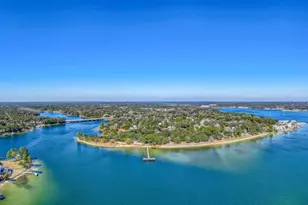 1157 N Bayshore Dr N, Valparaiso, FL 32580 - Photo 95