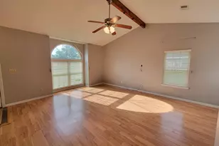 2225 Prytania Cir, Navarre, FL 32566 - Photo 3