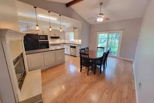 2225 Prytania Cir, Navarre, FL 32566 - Photo 5