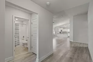 117 Ridgeway Cir, Crestview, FL 32536 - Photo 9