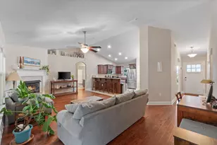 5221 English Oak Dr, Pace, FL 32571 - Photo 9