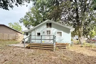 226 Palmetto Ave, Niceville, FL 32578 - Photo 3