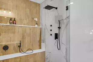 1613 E De Soto Street E, Pensacola, FL 32501 - Photo 25