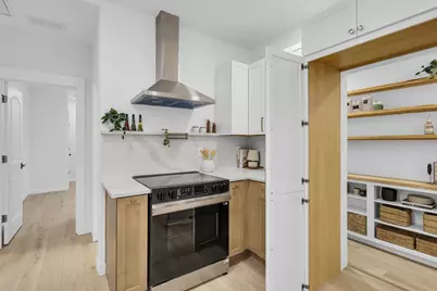 1613 E De Soto Street E, Pensacola, FL 32501 - Photo 9