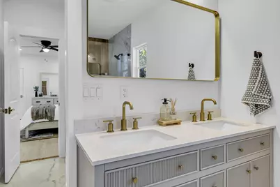 1613 E De Soto Street E, Pensacola, FL 32501 - Photo 23