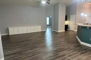 2413 Spur Ln, Gulf Breeze, FL 32563 - Photo 11