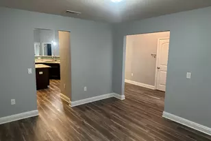 2413 Spur Ln, Gulf Breeze, FL 32563 - Photo 5