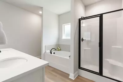 2703 Louis Circle, Crestview, FL 32536 - Photo 9