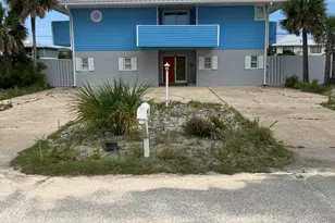 804 Tarpon Dr, Fort Walton Beach, FL 32548 - Photo 1