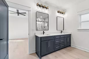 2374 Salamanca St, Navarre, FL 32566 - Photo 9