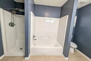 437 Bridgewater Ct, Mary Esther, FL 32569 - Photo 17