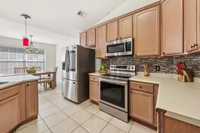 8111 Raleigh Street, Navarre, FL 32566 - Photo 15