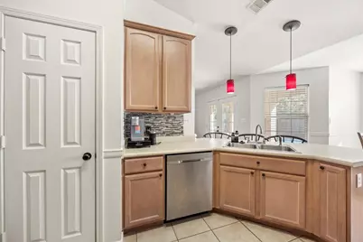 8111 Raleigh Street, Navarre, FL 32566 - Photo 11