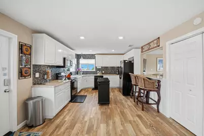 7877 White Sands Boulevard, Navarre, FL 32566 - Photo 13