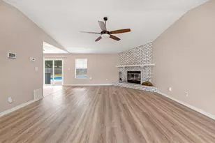 5850 Princeton Dr, Pensacola, FL 32526 - Photo 7