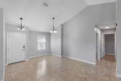 8828 Arlington Place, Navarre, FL 32566 - Photo 5