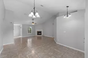 8828 Arlington Pl, Navarre, FL 32566 - Photo 7