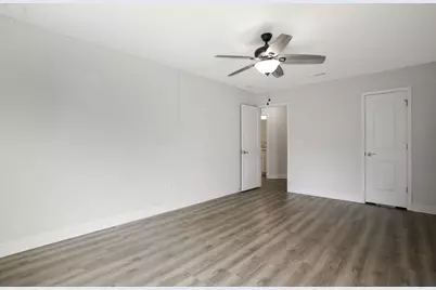 2957 P.G.A Boulevard, Navarre, FL 32566 - Photo 37