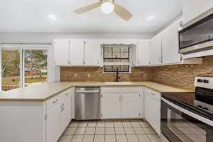 750 W Orange Ave W, Defuniak Springs, FL 32435 - Photo 17