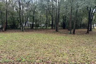 750 W Orange Ave W, Defuniak Springs, FL 32435 - Photo 31