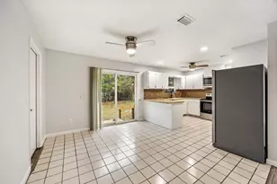 750 W Orange Ave W, Defuniak Springs, FL 32435 - Photo 11