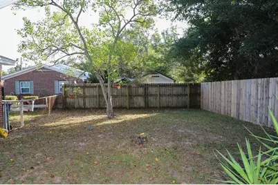 118 Shirley Drive, Gulf Breeze, FL 32561 - Photo 35