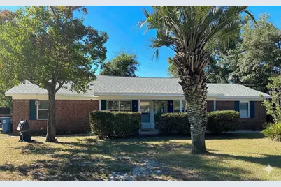 118 Shirley Drive, Gulf Breeze, FL 32561 - Photo 1