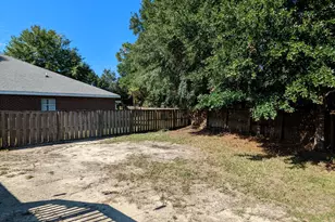 7318 E Bay Blvd E, Navarre, FL 32566 - Photo 31