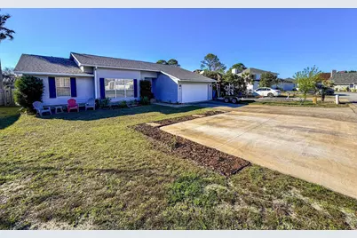 1647 Kalakaua Court, Gulf Breeze, FL 32561 - Photo 51