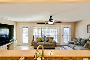 1647 Kalakaua Ct, Gulf Breeze, FL 32561 - Photo 7