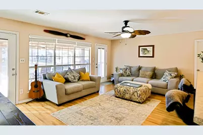 1647 Kalakaua Court, Gulf Breeze, FL 32561 - Photo 9