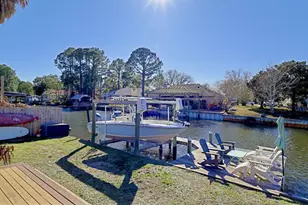 1647 Kalakaua Ct, Gulf Breeze, FL 32561 - Photo 41