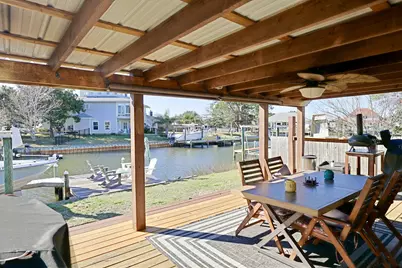 1647 Kalakaua Court, Gulf Breeze, FL 32561 - Photo 37