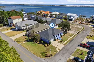 569 Radiant Cir, Mary Esther, FL 32569 - Photo 1