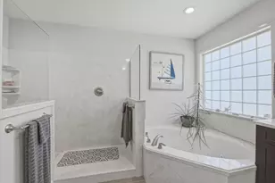 569 Radiant Cir, Mary Esther, FL 32569 - Photo 23