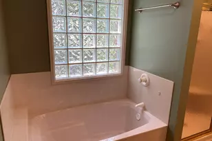 2020 Plantation Oaks Dr, Navarre, FL 32566 - Photo 13