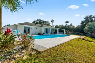961 Aquamarine Dr, Gulf Breeze, FL 32563 - Photo 23