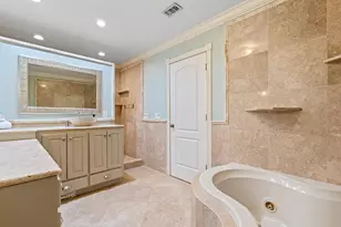 961 Aquamarine Dr, Gulf Breeze, FL 32563 - Photo 67